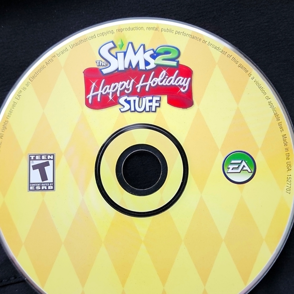 Sims 2 Happy Holiday Stuff PC game